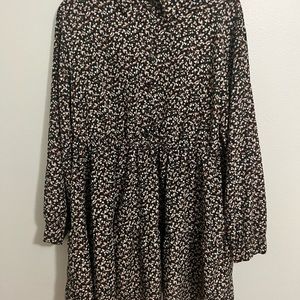 Cute floral dress with collar